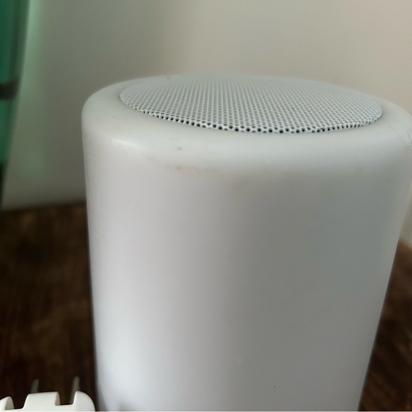 Night Light Bluetooth Speaker RAGZAN Touch Control - Picture 4 of 6